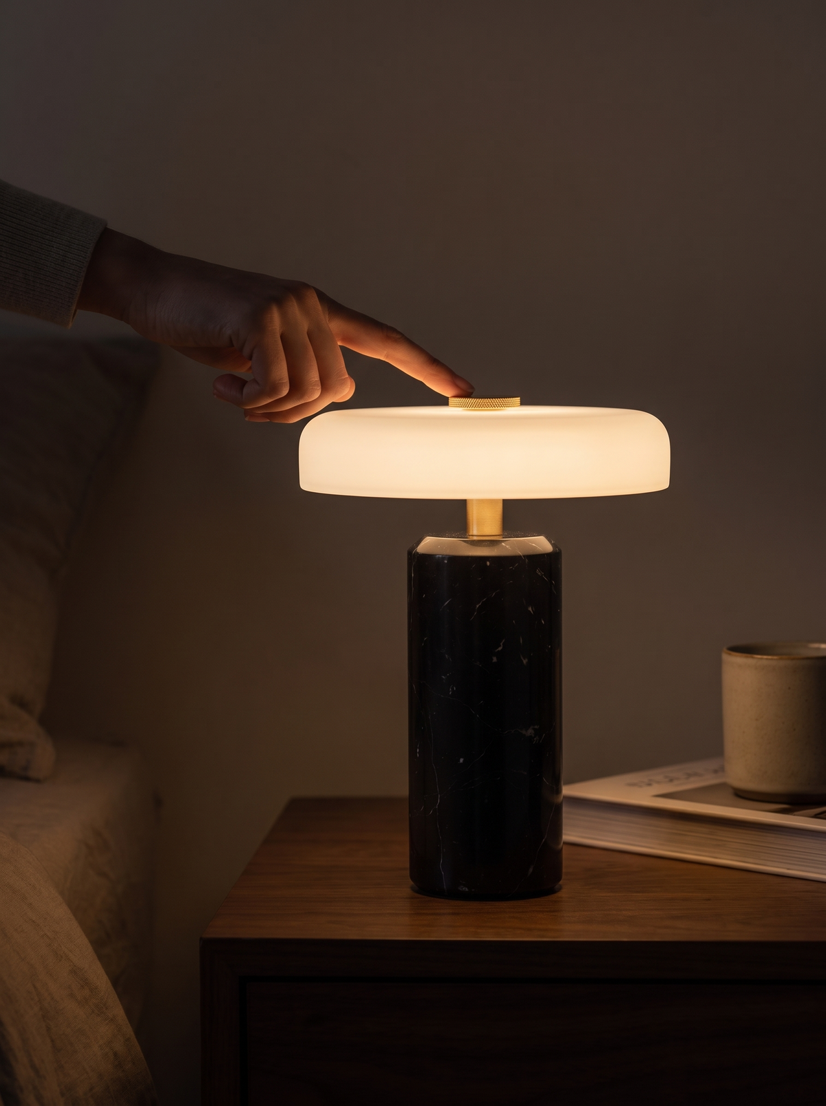 Nero iwt3 touch dimming at a bedside