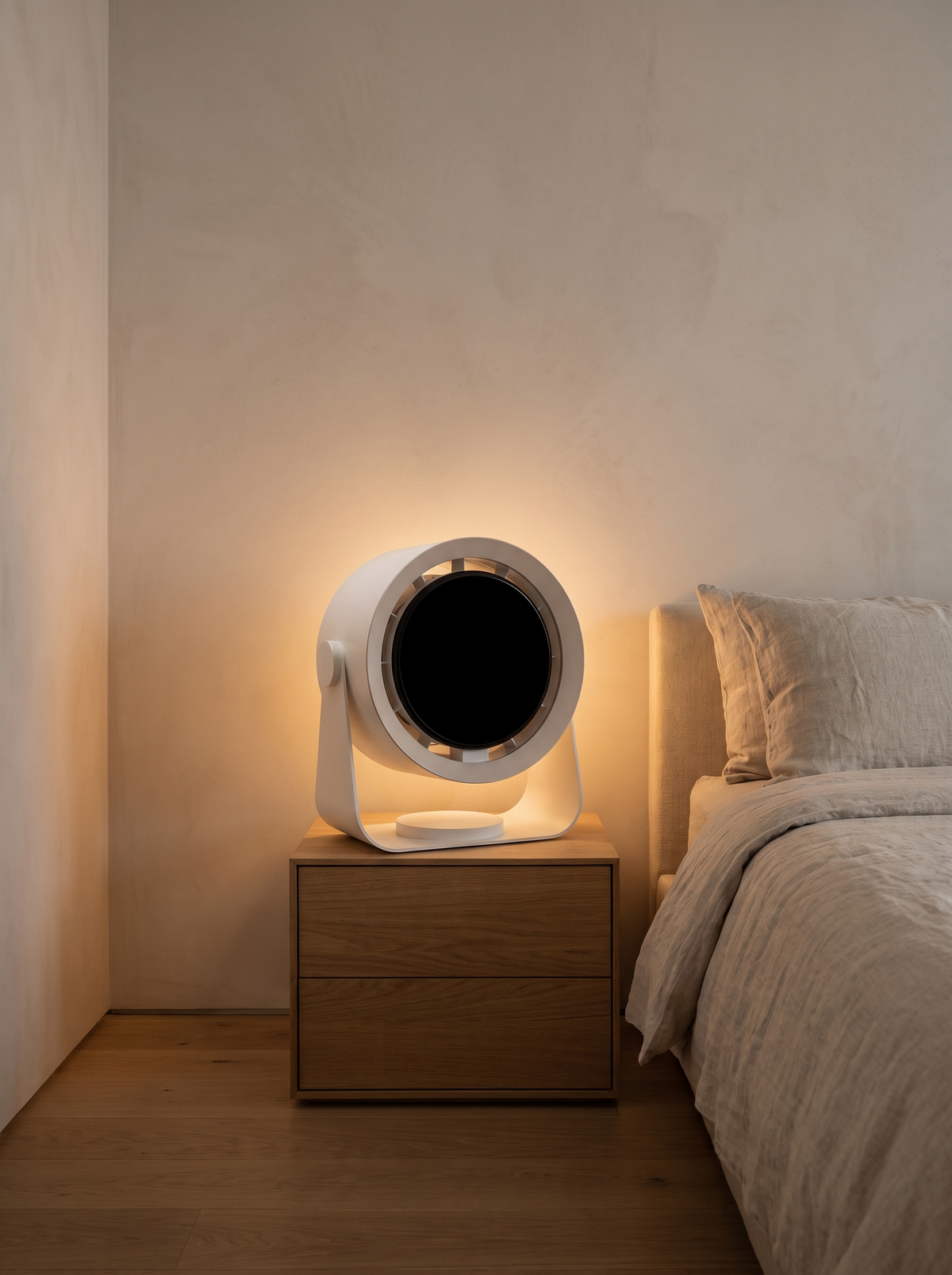 Atelieree lifestyle image: Small Body, Whole Room Air